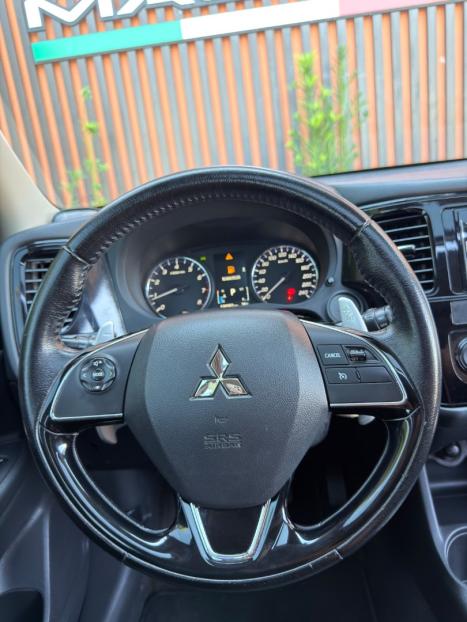MITSUBISHI Outlander 2.0 16V 4P AUTOMÁTICO, Foto 16