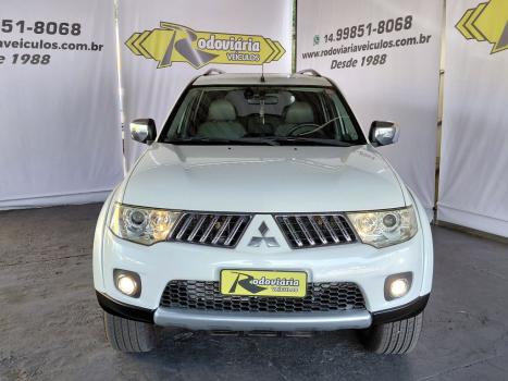 MITSUBISHI Pajero 3.2 16V 4P 4X4 7 LUGARES HPE TURBO DIESEL INTERCOOLER AUTOM�TICO, Foto 2