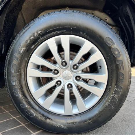 MITSUBISHI Pajero Dakar 3.2 16V 4P 4X4 TURBO DIESEL INTERCOOLER AUTOMTICO, Foto 13