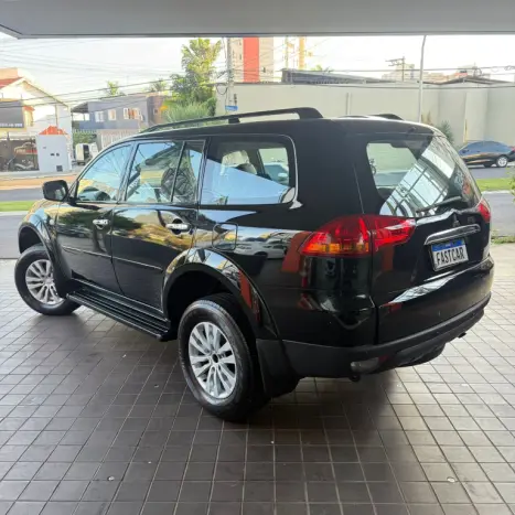 MITSUBISHI Pajero Dakar 3.2 16V 4P HPE S 4X4 TURBO DIESEL INTECOOLER 7 LUGARES AUTOM�TICO, Foto 6