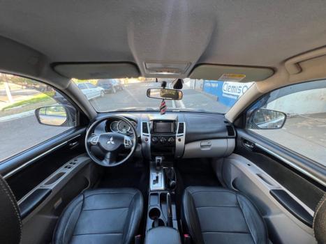 MITSUBISHI Pajero Dakar 3.2 16V 4P HPE 4X4  7 LUGARES TURBO INTECOOLER DIESEL AUTOM�TICO, Foto 6