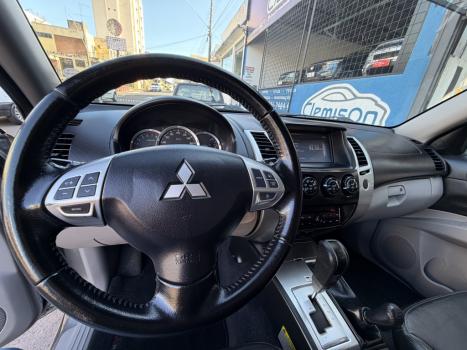 MITSUBISHI Pajero Dakar 3.5 V6 24V 4P HPE FLEX 4X4 7 LUGARES AUTOMÁTICO, Foto 12
