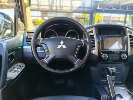 MITSUBISHI Pajero Full , Foto 6
