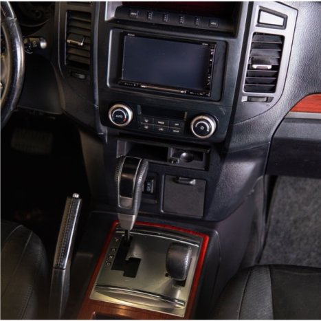 MITSUBISHI Pajero Full 3.8 V6 24V HPE 4X4 AUTOMTICO, Foto 6