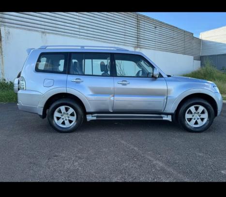 MITSUBISHI Pajero Full 3.2 16V HPE 4X4 TURBO DIESEL AUTOM�TICO, Foto 4