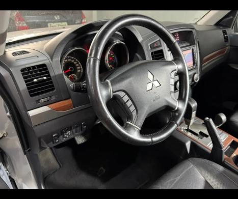 MITSUBISHI Pajero Full 3.2 16V HPE 4X4 TURBO DIESEL AUTOM�TICO, Foto 7