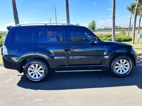 MITSUBISHI Pajero Full 3.2 16V HPE 4X4 TURBO DIESEL AUTOM�TICO, Foto 2