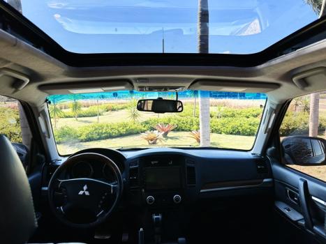 MITSUBISHI Pajero Full 3.2 16V HPE 4X4 TURBO DIESEL AUTOM�TICO, Foto 12