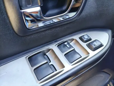 MITSUBISHI Pajero Full 3.2 16V 4P HPE 4X4 TURBO DIESEL AUTOM�TICO, Foto 16