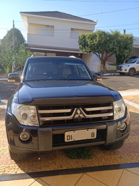 MITSUBISHI Pajero Full 3.8 V6 24V HPE 4X4 AUTOM�TICO, Foto 2