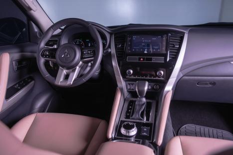 MITSUBISHI Pajero Sport 2.4 16V 4P MIVEC HPE-S AWD TURBO DIESEL AUTOM�TICO, Foto 9