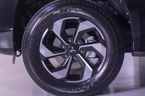 MITSUBISHI Pajero Sport 2.4 16V 4P MIVEC HPE-S AWD TURBO DIESEL AUTOM�TICO, Foto 10