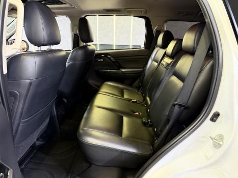 MITSUBISHI Pajero Sport 2.4 16V 4P MIVEC TURBO DIESEL LEGEND AWD AUTOMÁTICO, Foto 12