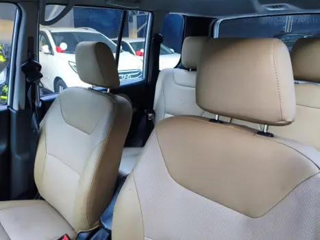 MITSUBISHI Pajero TR4 2.0 16V 4P, Foto 14
