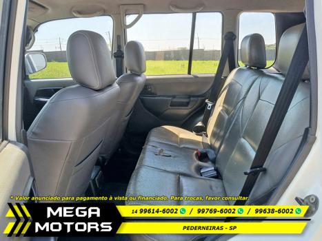 MITSUBISHI Pajero TR4 2.0 16V 4P 4X4 AUTOMÁTICO, Foto 10
