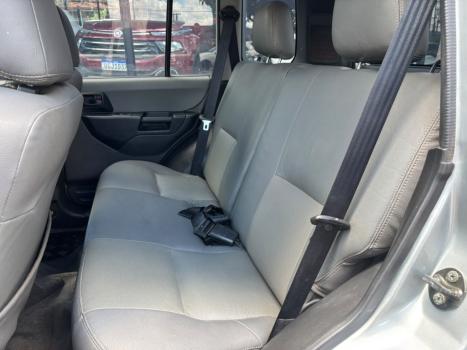 MITSUBISHI Pajero TR4 2.0 16V 4P 4X4 AUTOMÁTICO, Foto 9