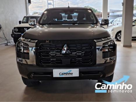 MITSUBISHI Triton 2.4 HPE-S BITURBO DIESEL CABINE DUPLA 4X4 AUTOM�TICO, Foto 2