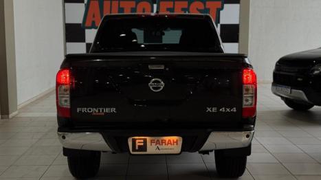 NISSAN Frontier 2.3 16V XE 4X4 CABINE DUPLA BI-TURBO DIESEL AUTOM�TICO, Foto 6