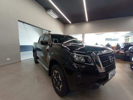 NISSAN Frontier 2.3 16V XE 4X4 CABINE DUPLA BI-TURBO DIESEL AUTOM�TICO, Foto 3