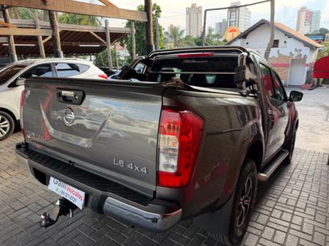 NISSAN Frontier 2.3 16V LE 4X4 CABINE DUPLA BI-TURBO DIESEL AUTOM�TICO, Foto 4
