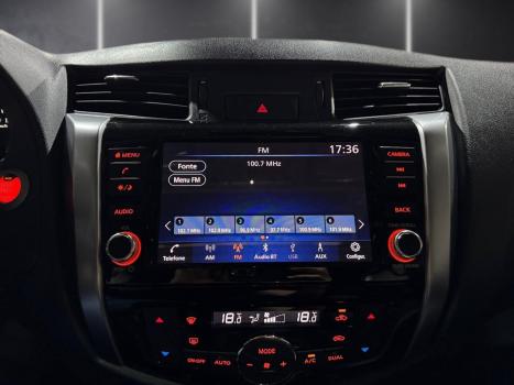 NISSAN Frontier 2.3 16V PLATINUM CABINE DUPLA 4X4 BI-TURBO DIESEL AUTOM�TICO, Foto 10