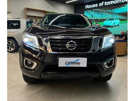 NISSAN Frontier 2.3 16V XE 4X4 CABINE DUPLA BI-TURBO DIESEL AUTOM�TICO, Foto 2