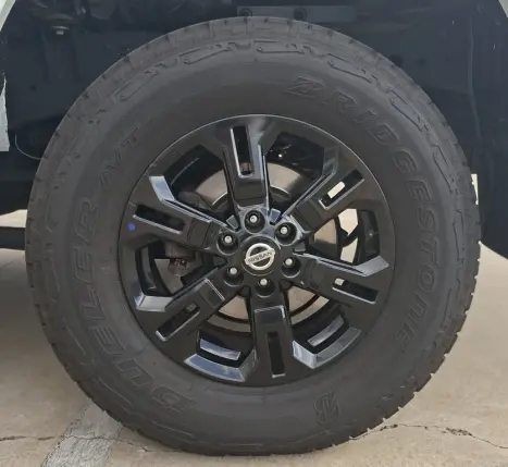 NISSAN Frontier 2.3 ATTACK CABINE DUPLA 4X4 BI-TURBO DIESEL AUTOM�TICO, Foto 17