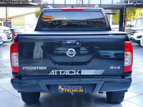 NISSAN Frontier 2.3 ATTACK CABINE DUPLA 4X4 BI-TURBO DIESEL AUTOM�TICO, Foto 3