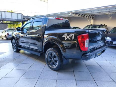 NISSAN Frontier 2.3 ATTACK CABINE DUPLA 4X4 BI-TURBO DIESEL AUTOM�TICO, Foto 4