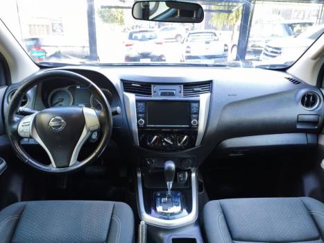 NISSAN Frontier 2.3 ATTACK CABINE DUPLA 4X4 BI-TURBO DIESEL AUTOM�TICO, Foto 9