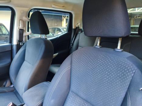 NISSAN Frontier 2.3 ATTACK CABINE DUPLA 4X4 BI-TURBO DIESEL AUTOM�TICO, Foto 12