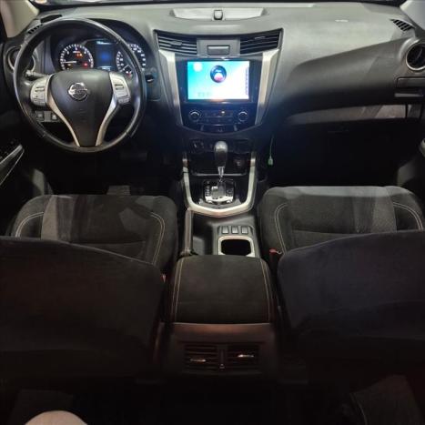 NISSAN Frontier 2.3 16V SE 4X4 CABINE DUPLA BI-TURBO DIESEL AUTOM�TICO, Foto 11