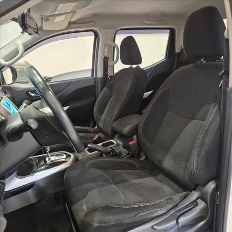 NISSAN Frontier 2.3 16V SE 4X4 CABINE DUPLA BI-TURBO DIESEL AUTOM�TICO, Foto 12