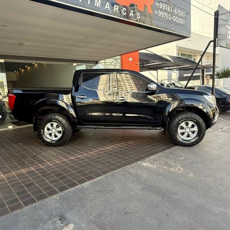 NISSAN Frontier 2.3 16V SE 4X4 CABINE DUPLA BI-TURBO DIESEL AUTOM�TICO, Foto 3