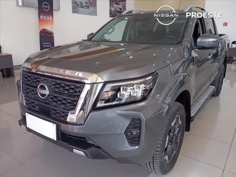 NISSAN Frontier 2.3 16V PLATINUM CABINE DUPLA 4X4 BI-TURBO DIESEL AUTOM�TICO, Foto 4