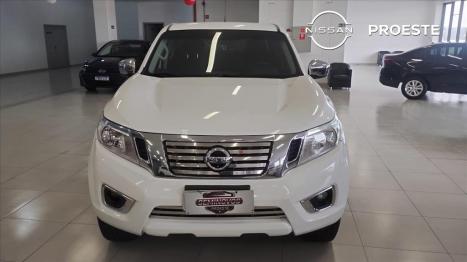 NISSAN Frontier 2.3 16V SE 4X4 CABINE DUPLA BI-TURBO DIESEL AUTOM�TICO, Foto 2