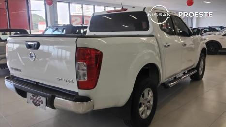 NISSAN Frontier 2.3 16V SE 4X4 CABINE DUPLA BI-TURBO DIESEL AUTOM�TICO, Foto 4