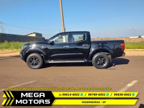 NISSAN Frontier 2.3 16V SE 4X4 CABINE DUPLA BI-TURBO DIESEL AUTOM�TICO, Foto 4