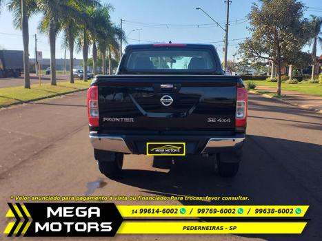NISSAN Frontier 2.3 16V SE 4X4 CABINE DUPLA BI-TURBO DIESEL AUTOM�TICO, Foto 6