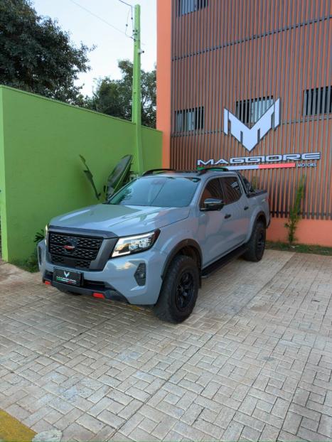 NISSAN Frontier 2.3 16V PRO4X CABINE DUPLA 4X4 BI-TURBO DIESEL AUTOM�TICO, Foto 4