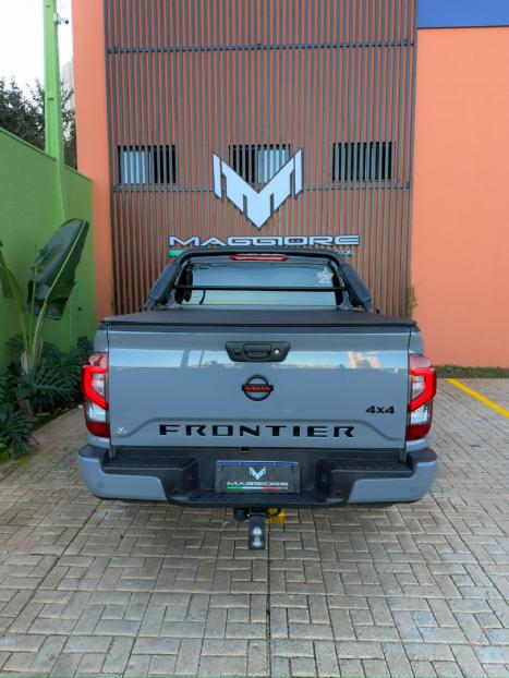 NISSAN Frontier 2.3 16V PRO4X CABINE DUPLA 4X4 BI-TURBO DIESEL AUTOM�TICO, Foto 11