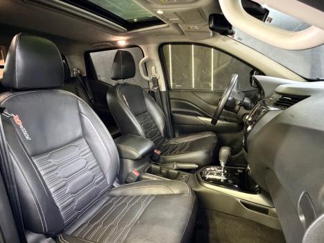 NISSAN Frontier 2.3 16V PRO4X CABINE DUPLA 4X4 BI-TURBO DIESEL AUTOM�TICO, Foto 11