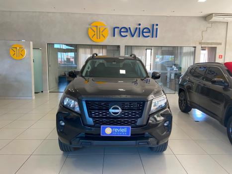 NISSAN Frontier 2.3 ATTACK CABINE DUPLA 4X4 BI-TURBO DIESEL AUTOM�TICO, Foto 3