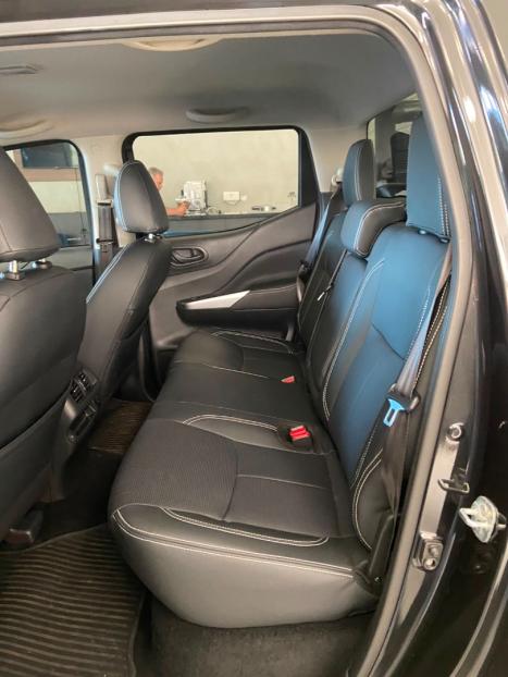 NISSAN Frontier 2.3 ATTACK CABINE DUPLA 4X4 BI-TURBO DIESEL AUTOM�TICO, Foto 9