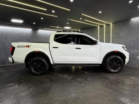 NISSAN Frontier 2.3 16V PRO4X CABINE DUPLA 4X4 BI-TURBO DIESEL AUTOM�TICO, Foto 3