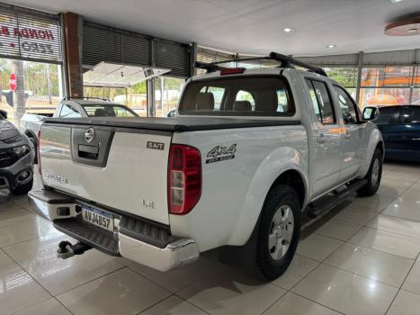 NISSAN Frontier 2.5 4X4 LE CABINE DUPLA TURBO DIESEL AUTOMTICO, Foto 4
