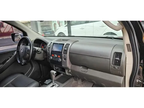 NISSAN Frontier 2.5 SL 4X4 TURBO DIESEL CABINE DUPLA AUTOMÁTICO, Foto 9 NISSAN Frontier 2.5 SL 4X4 TURBO DIESEL CABINE DUPLA AUTOMÁTICO, Foto 9