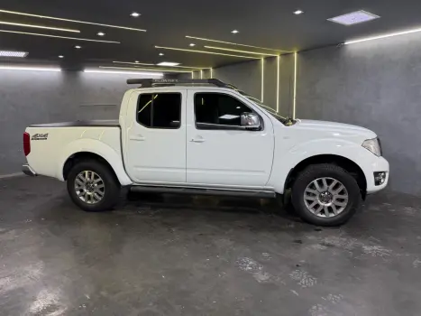 NISSAN Frontier 2.5 SL 4X4 TURBO DIESEL CABINE DUPLA AUTOM�TICO, Foto 5