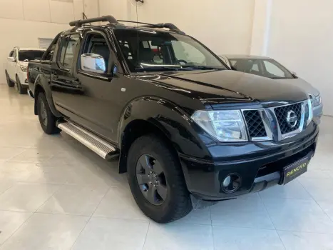 NISSAN Frontier 2.5 4X4 LE CABINE DUPLA TURBO DIESEL AUTOM�TICO, Foto 3