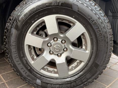 NISSAN Frontier 2.5 16V 4X4 SV ATTACK TURBO DIESEL CABINE DUPLA, Foto 15